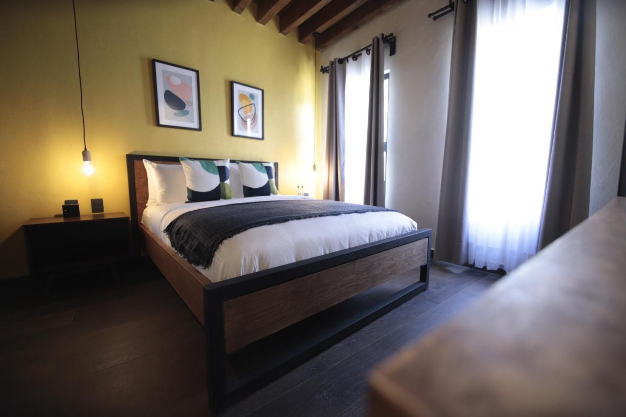 Antigua Trece Fusión Hotel