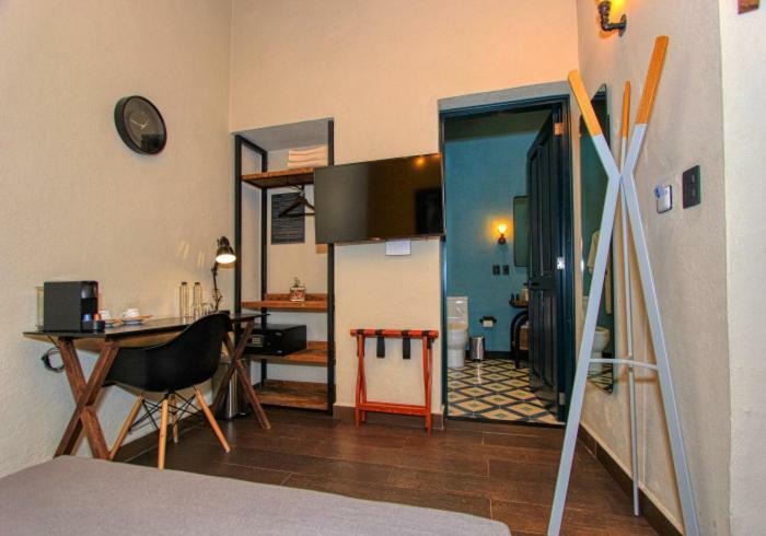 Hotel Antigua Trece Fusión